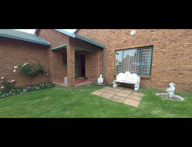 4 BEDROOM HOUSE FOR SALE IN DALPARK